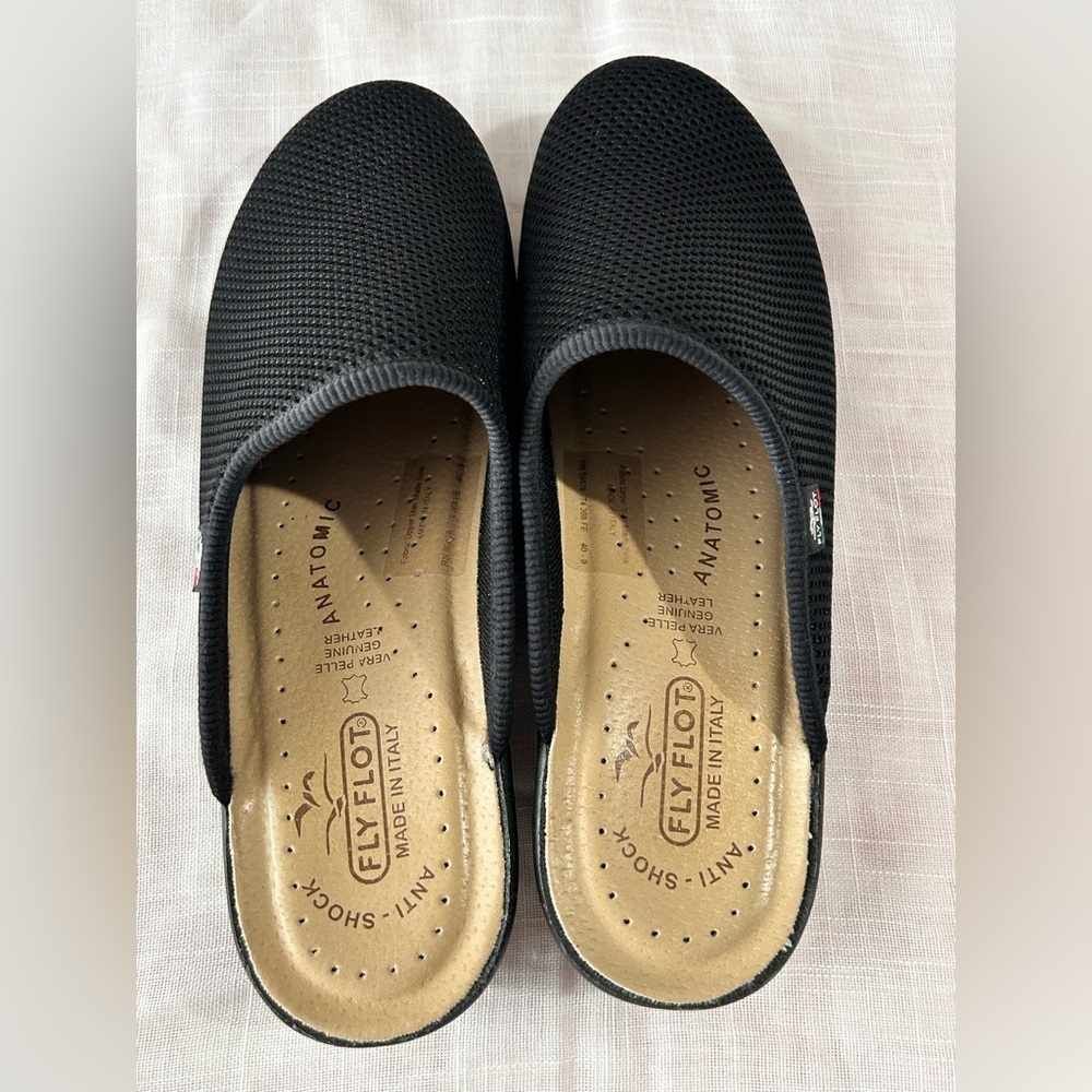 FLY FLOT black mesh Italian Clogs - Picture 4 of 7